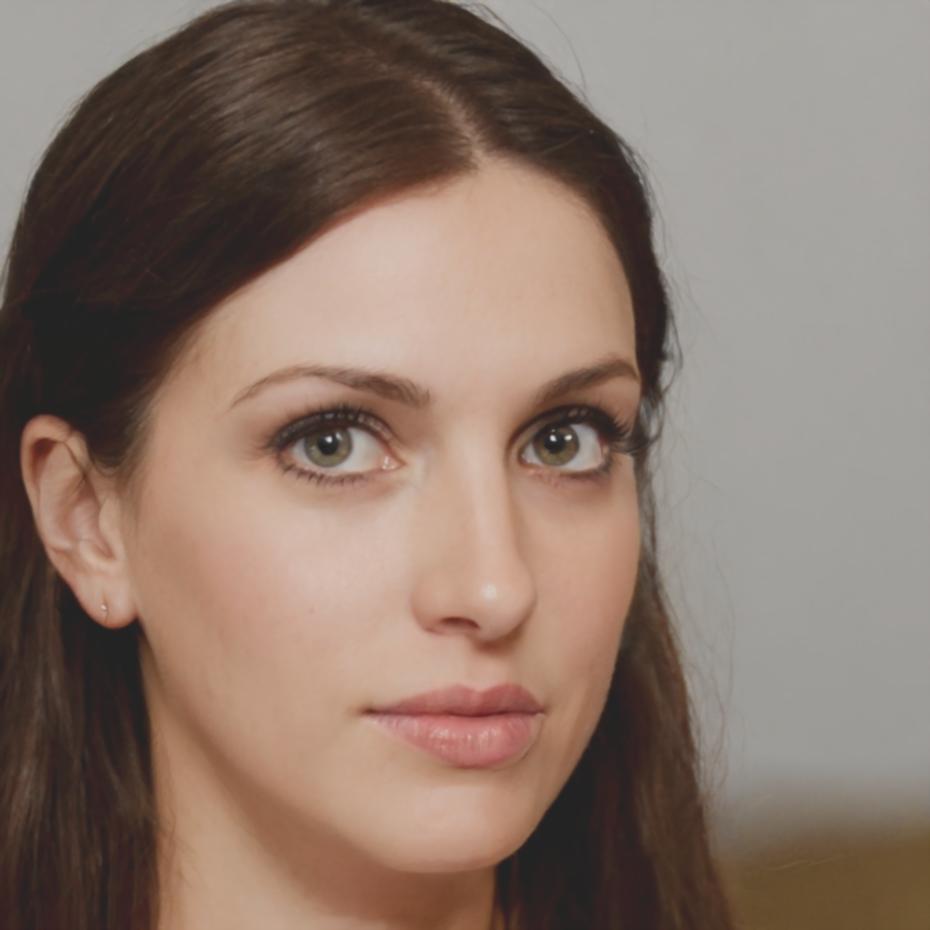 Iliyana Dimova teaching technical analysis fundamentals